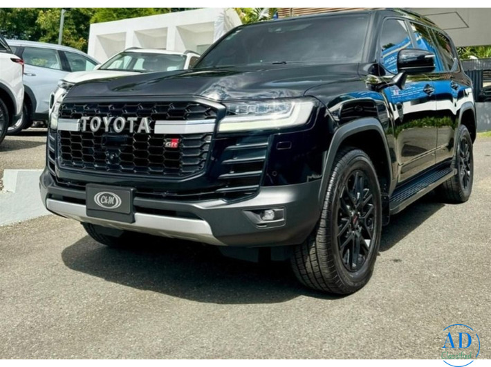 Black And White, only for Exclusives Clients!!