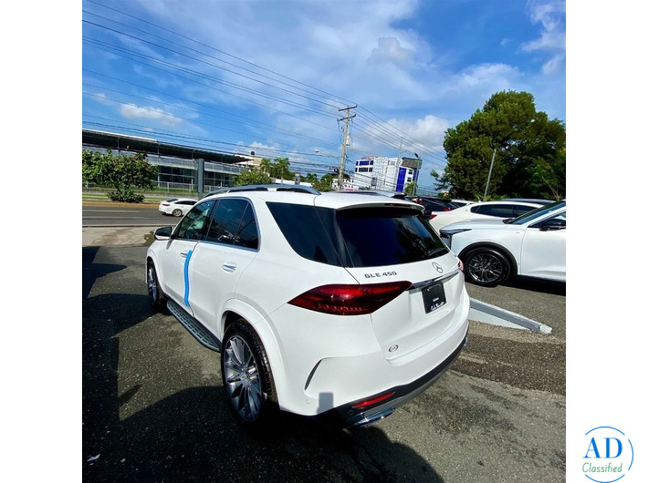 Black And White, only for Exclusives Clients!!