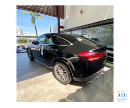 Black And White, only for Exclusives Clients!!