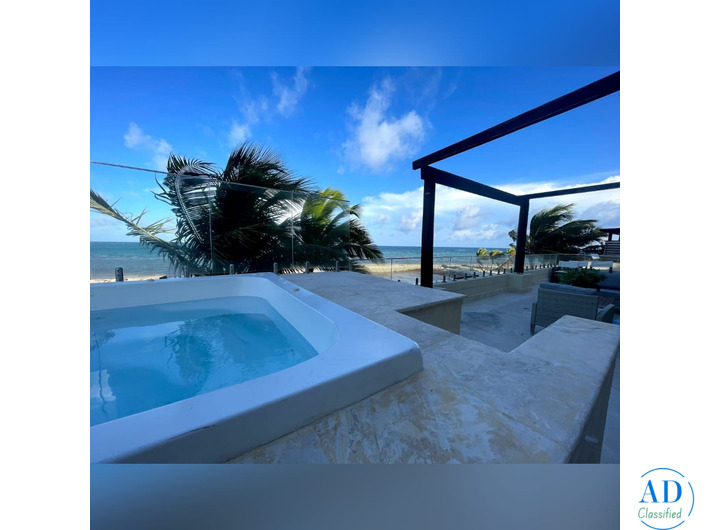 Propiedades en la playa y con vista al mar!!