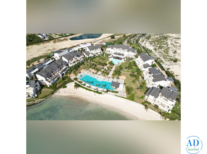 Propiedades en la playa y con vista al mar!!