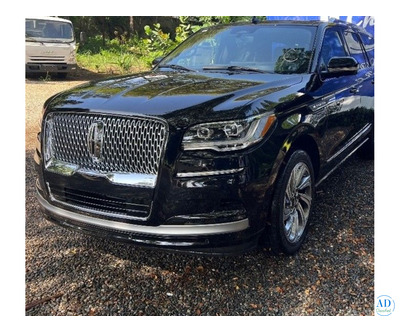 Lincoln Navigator Reserve, la jeepeta que define tu personalidad!!
