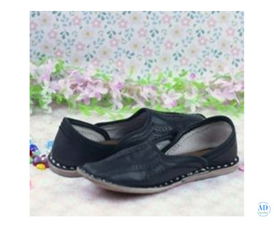 Buy Traditional Rajasthani Leather Juttis & Footwear Online