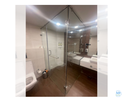 Upgrade Your Space with Modern Glass Bathroom Partitions in Faridabad