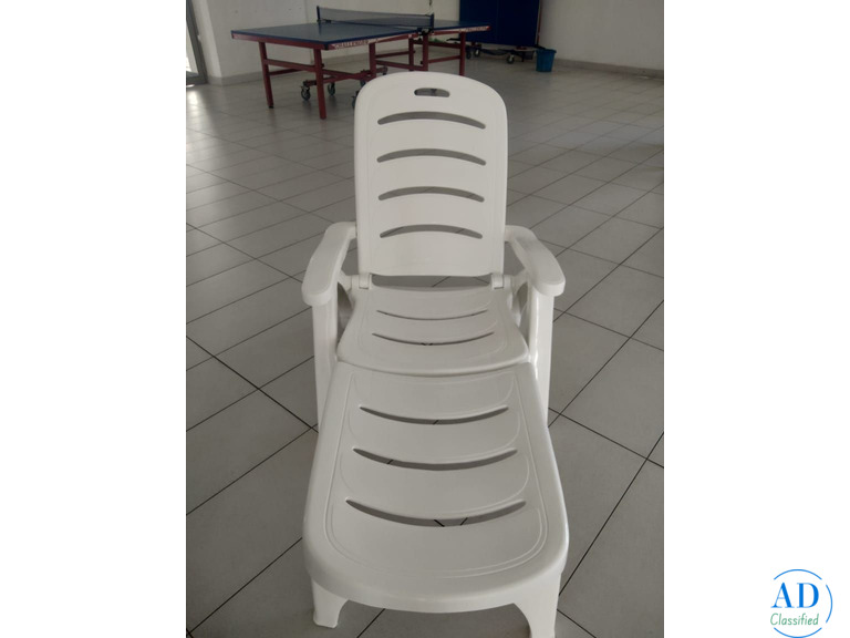 Victron White Sun Lounger Cum Chair, JHA-4099