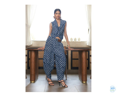 Checkered Denim Waistcoat – Chic Denim Layering Outfit for Women