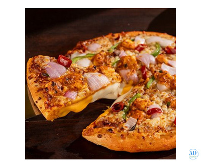 best Halal chicken pizza in Fort Mumbai