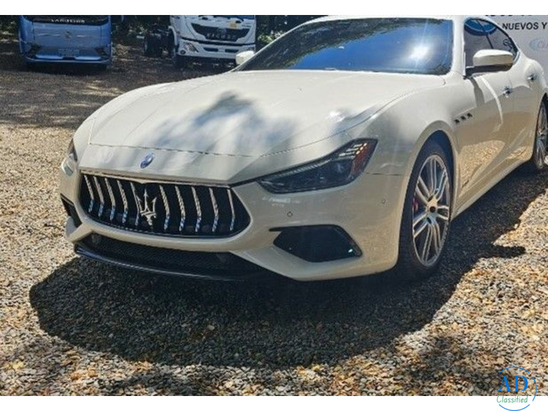 Carro, Jeepeta, Deportivo o Camioneta?
