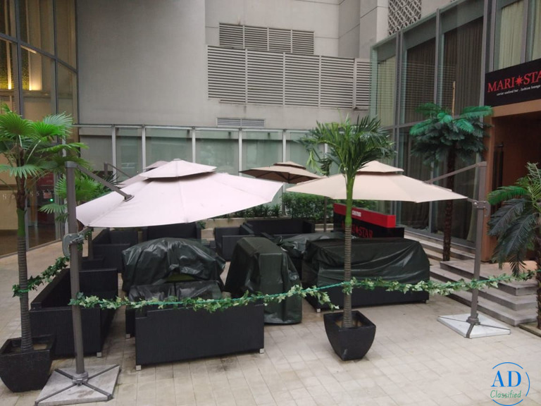 Heavy Duty Cantilever Parasols, JHA-0109