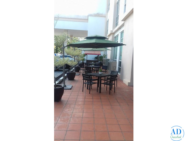 Heavy Duty Cantilever Parasols, JHA-0109