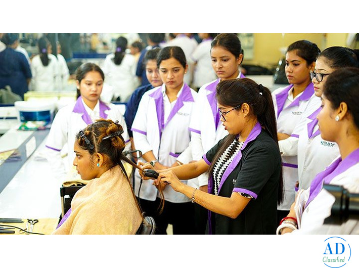 Hair stylist course in Kolkata | Keya Seth College of Beauty