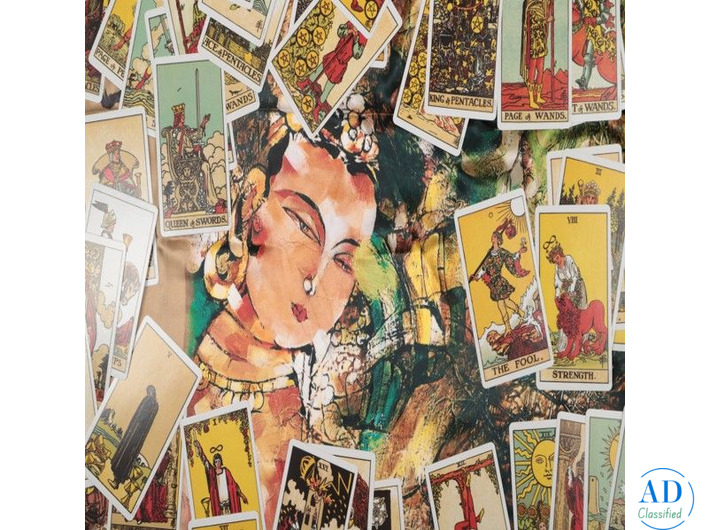 Best Tarot Card Reader in Hyderabad