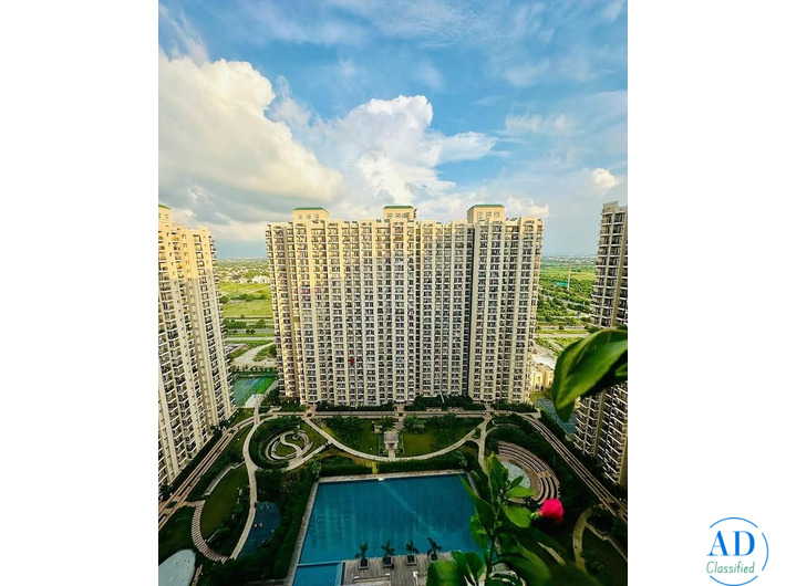 Luxury Apartments & Flats in Noida Expressway at ATS Homekraft