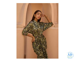 Pleated Long Dress Ideas for a Graceful Christmas Celebration