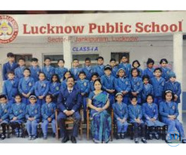 Schools with swimming pool