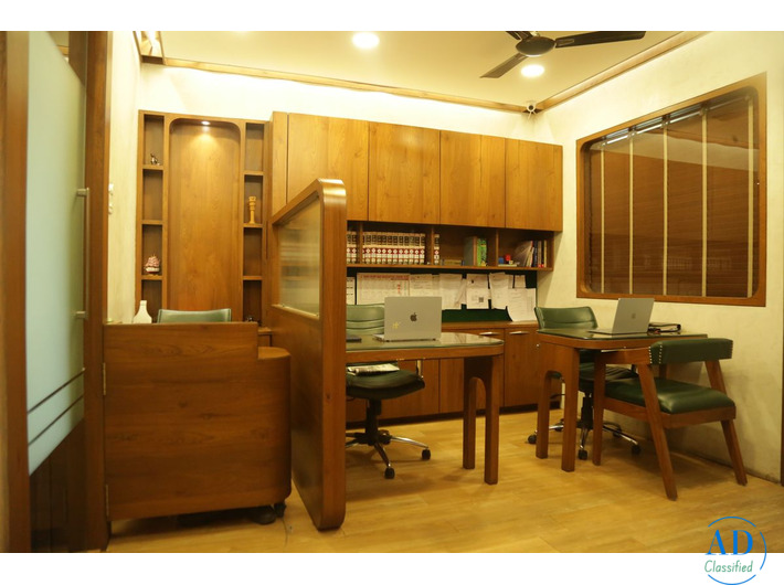 Check Genuine Lawyers in Indore – Consult Now