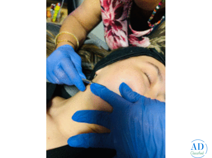 Salon and Parlor Services Offered by Suman's Beauty Hut Janakpuri