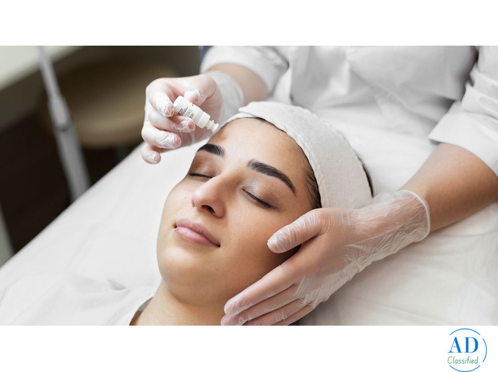 Skin Booster Treatment in Dubai for Deep Hydration and Youthful Glow