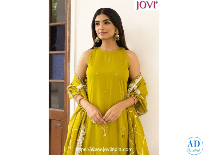 Best Traditional Indian Ethnic Wear For Women by JOVI India