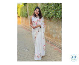 Kerala Mural Saree – Hand-Painted Traditional Elegance | Fabus Frames