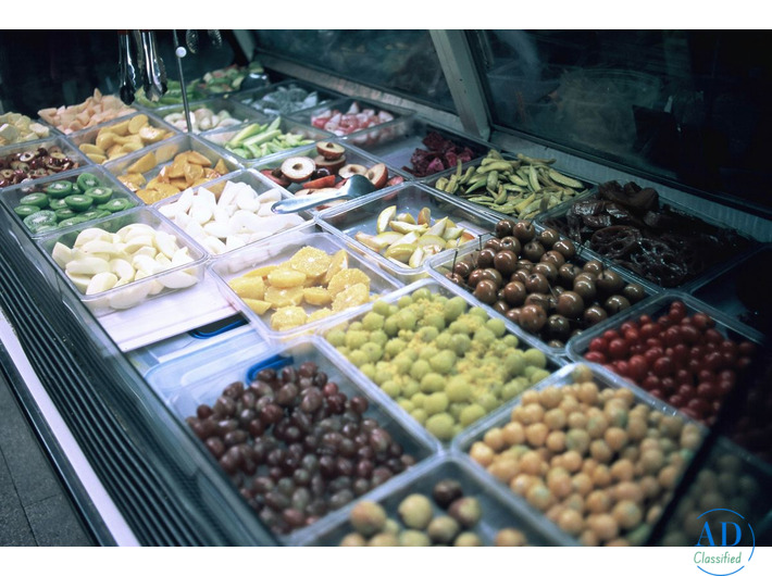 Food Display Cabinets for Bakeries & Cafés | Premium Temperature-Controlled Solutions