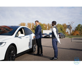 Luxury Limousine & Chauffeur Services in Qatar