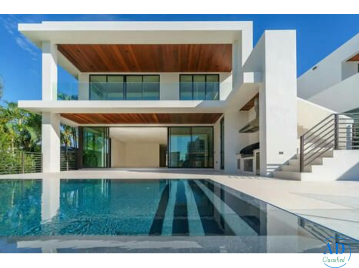 Luxury Villas in Noida for Sale – Prime Location & Modern Living