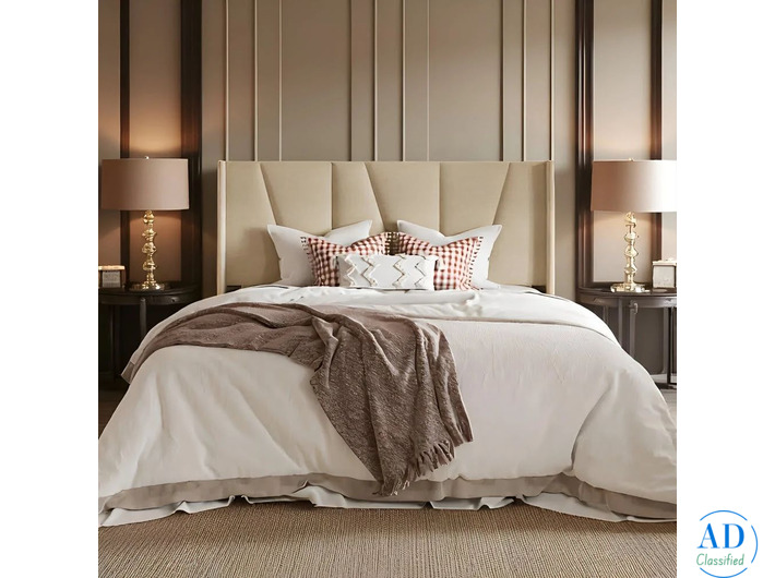 Canuto Upholstered Platform Bed