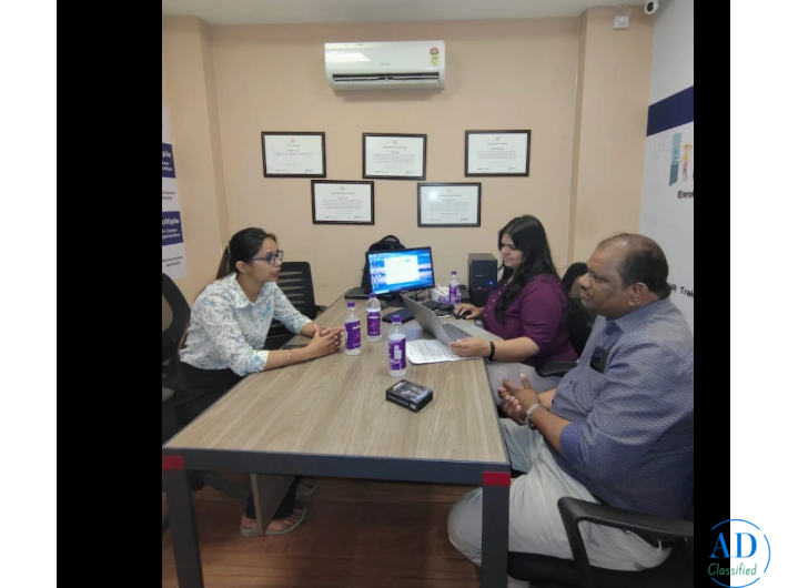 Top Digital Marketing Training in Laxmi Nagar Delhi with Placement