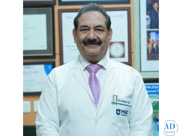 Computer-Navigated Knee Replacement Surgeon in Delhi