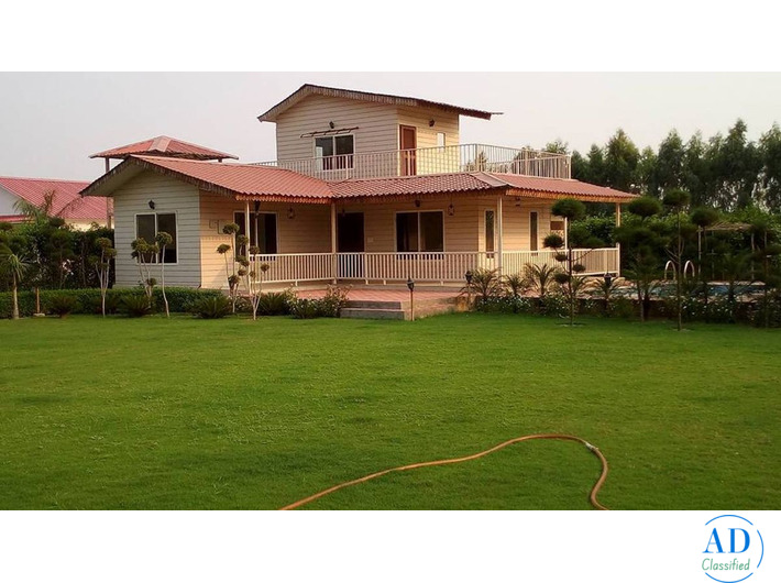 Luxury Farmhouses Near Noida