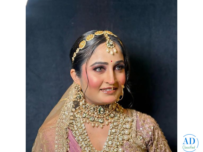 Lakmé Academy, Saket – Master Bridal Makeup with Professional Training