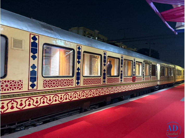Book the Royal Palace on Wheels Train Journey in India