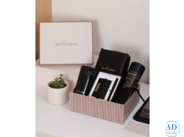 Premium Corporate Gifting Solutions | Customized Business Gifts India