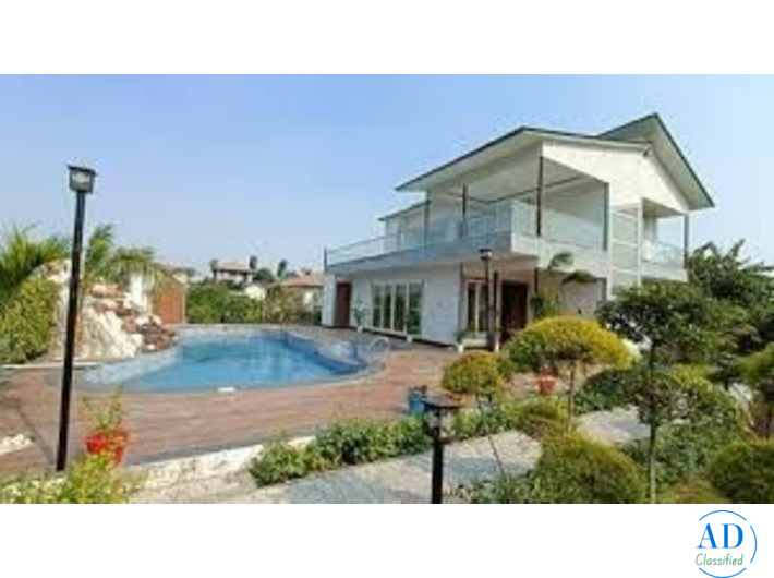 Alaska Green Farms House in Sector 135 Noida – Luxury Farmhouse Living