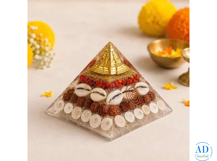 Lakshmi Yantra Pyramid for Wealth, Prosperity & Positivity