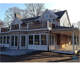 East hampton custom builders