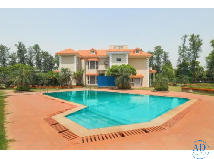 Farmhouse in Noida | Lake View Farms