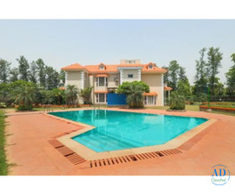 Farmhouse in Noida | Lake View Farms