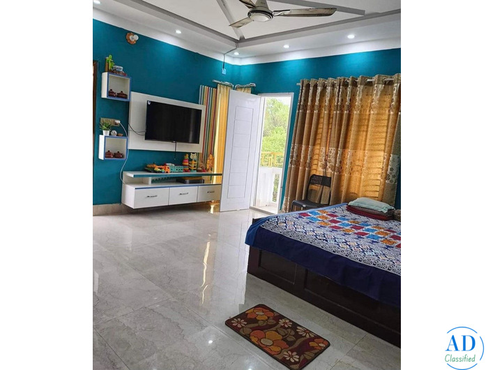 Find luxurious duplex villas in Sector 16B?