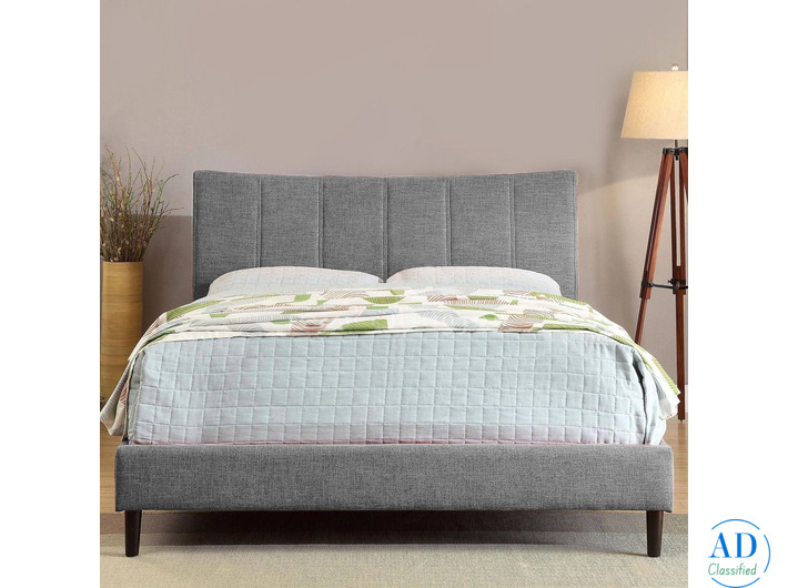 Lusi Platform Elegant Upholstered Bed