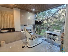 Advanced Dental Implants &amp; Smile Makeover in Chennai