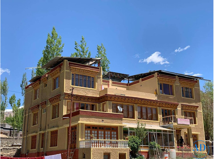 Best Hotels in Leh Ladakh – Stay at Lehling Guest House