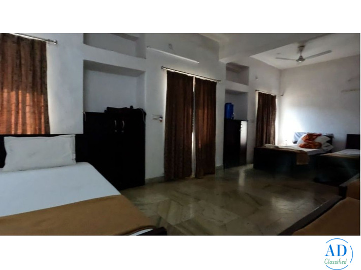 Comfortable Boys Hostel in Dehradun | Safe Stay with Modern Amenities