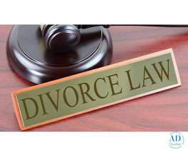 How Can a Divorce Lawyer in Sector 18 Noida Help You Through the Legal Process?